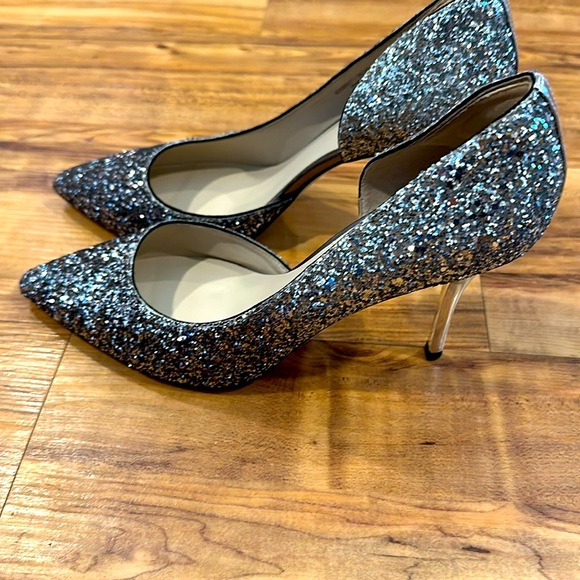 Charles & Keith sparkled silver pump - Picture 2 of 9